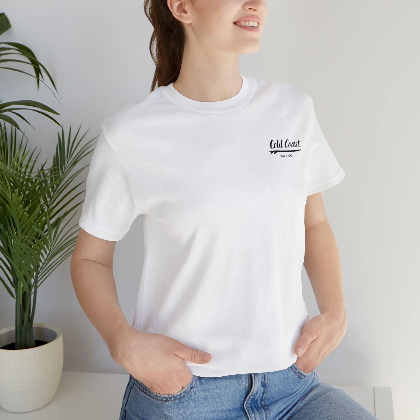 Minimalistic Logo Short Sleeve Graphic t-shirt