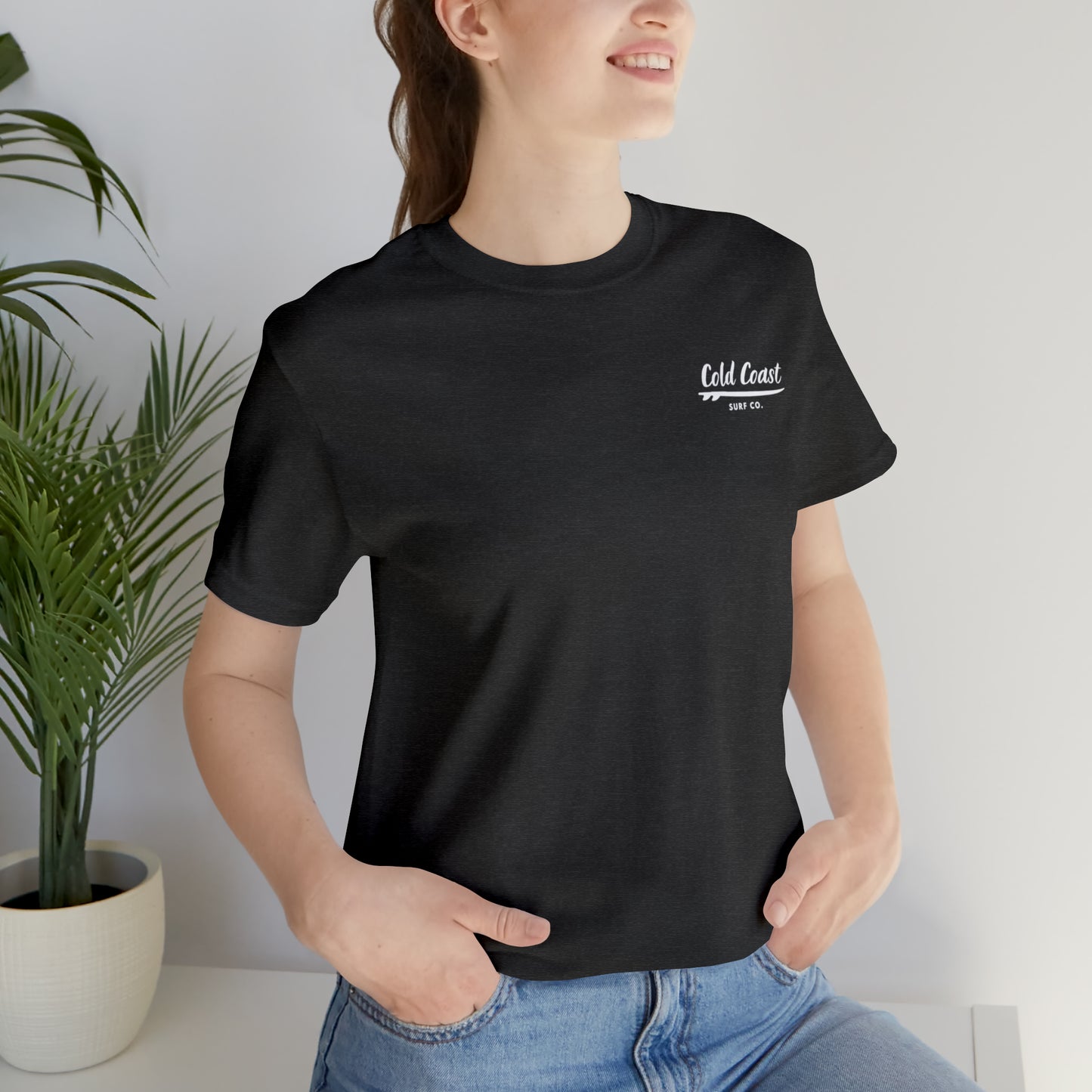 Minimalistic Logo Short Sleeve Graphic t-shirt